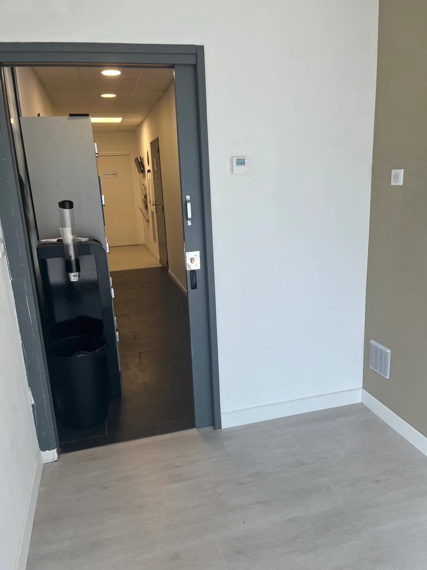 Montpellier Port Marianne – Cabinet de consultation de 9 m² à partager — photo 2