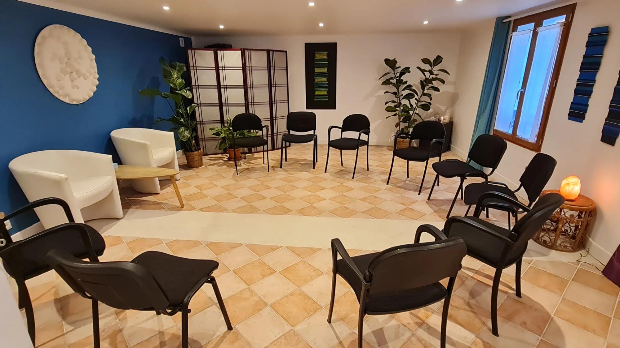 Salle de groupe / atelier 32 m² à Palaiseau – Thérapeutes et professionnels du bien-être — photo 1