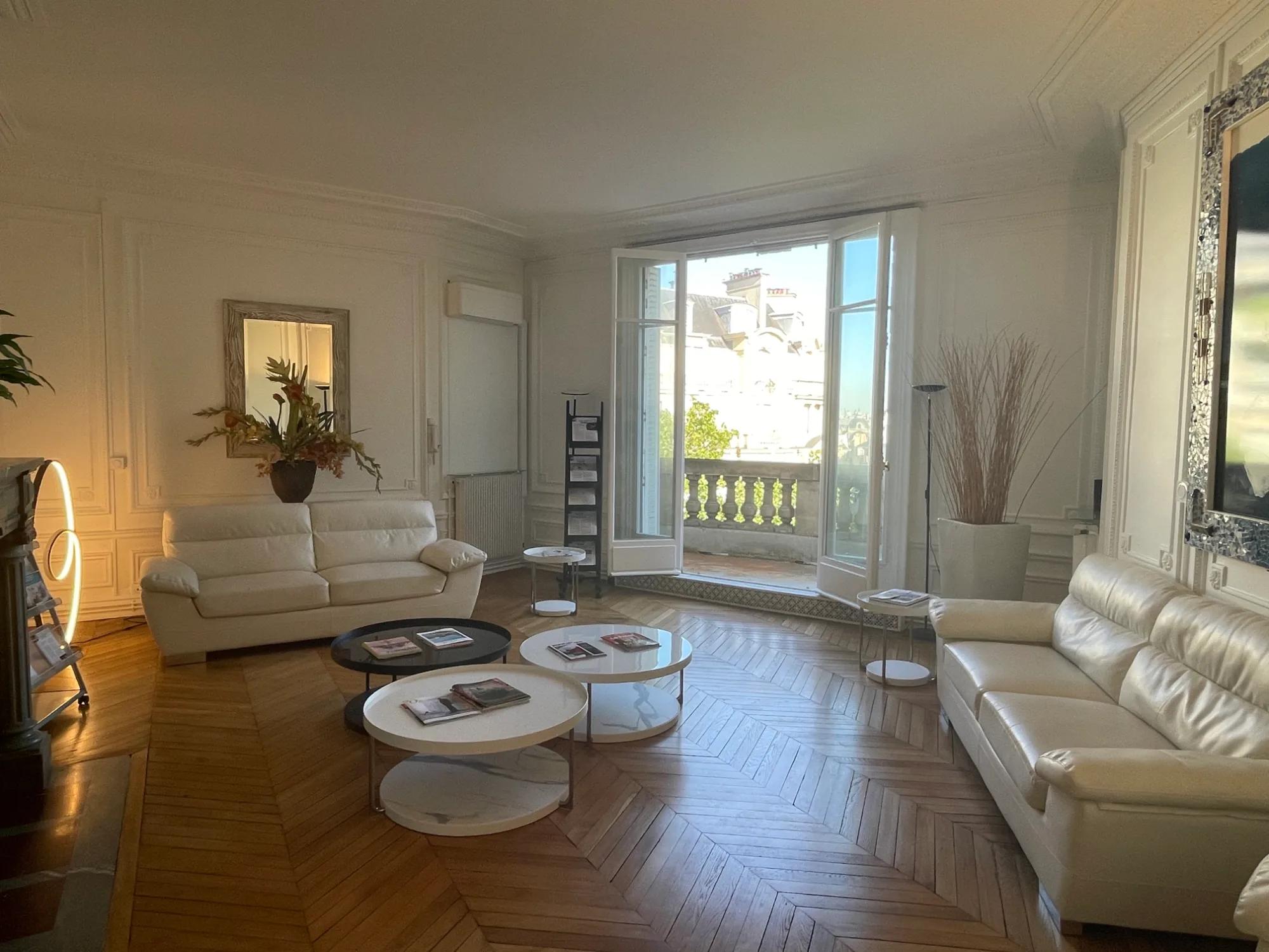 Superbe pièce à louer 24m2 dans cabinet Médico-Dentaire Paris 7ème