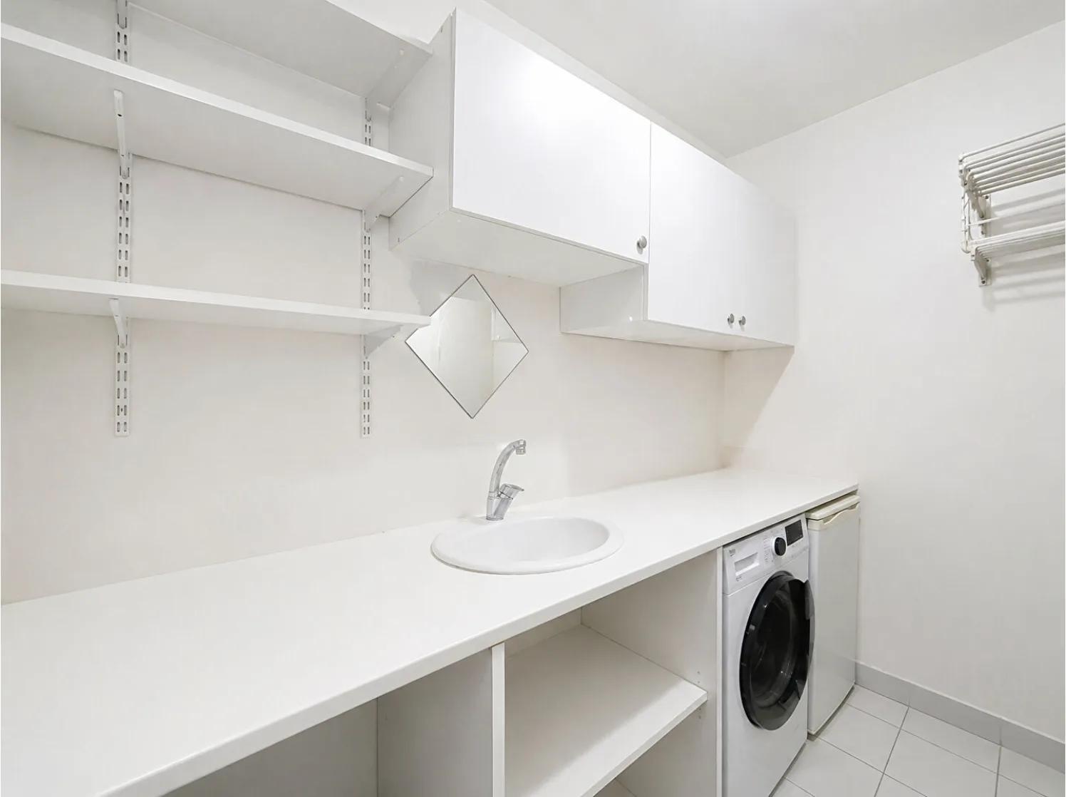 VENTE CABINET MÉDICAL  -  ISSY LES MOULINEAUX — photo 3