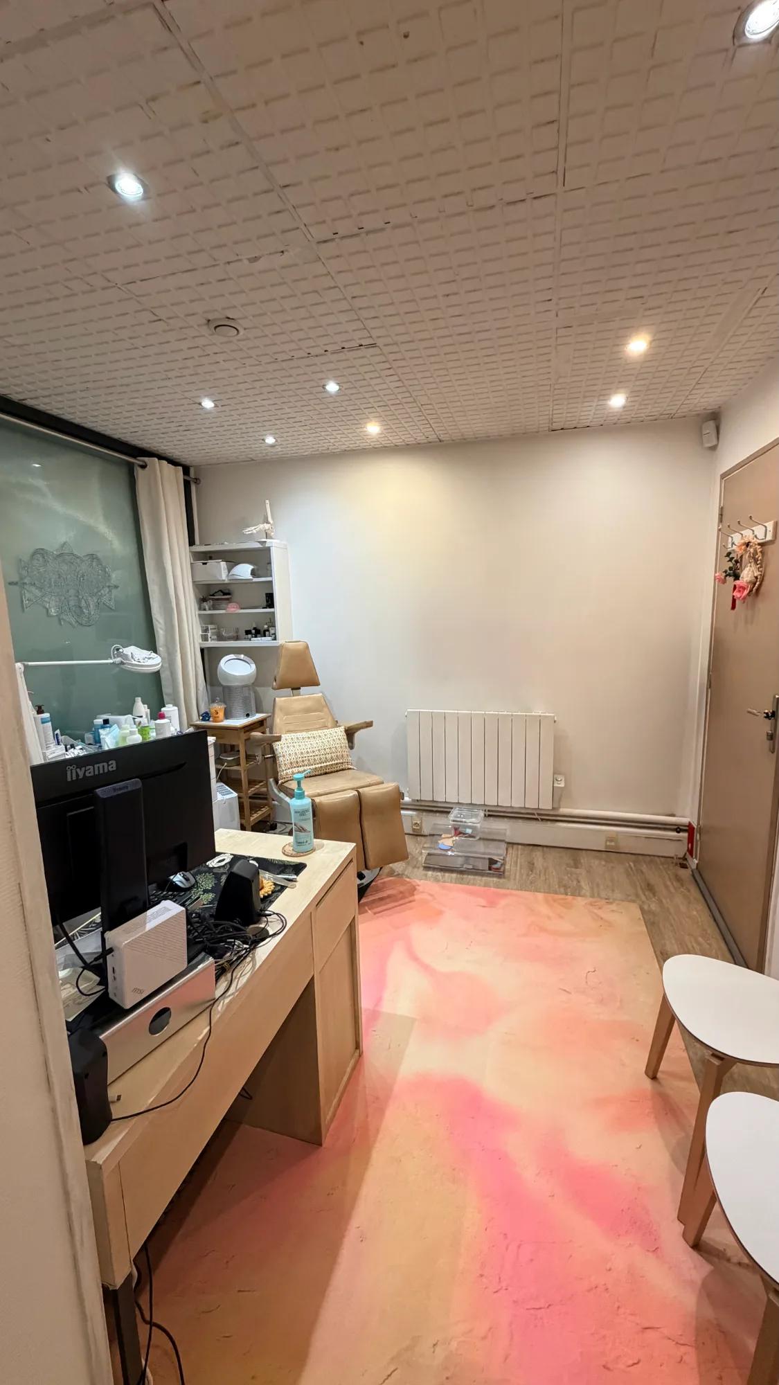 Recherche un(e) professionnel(le) de santé / Cabinet Paris 12