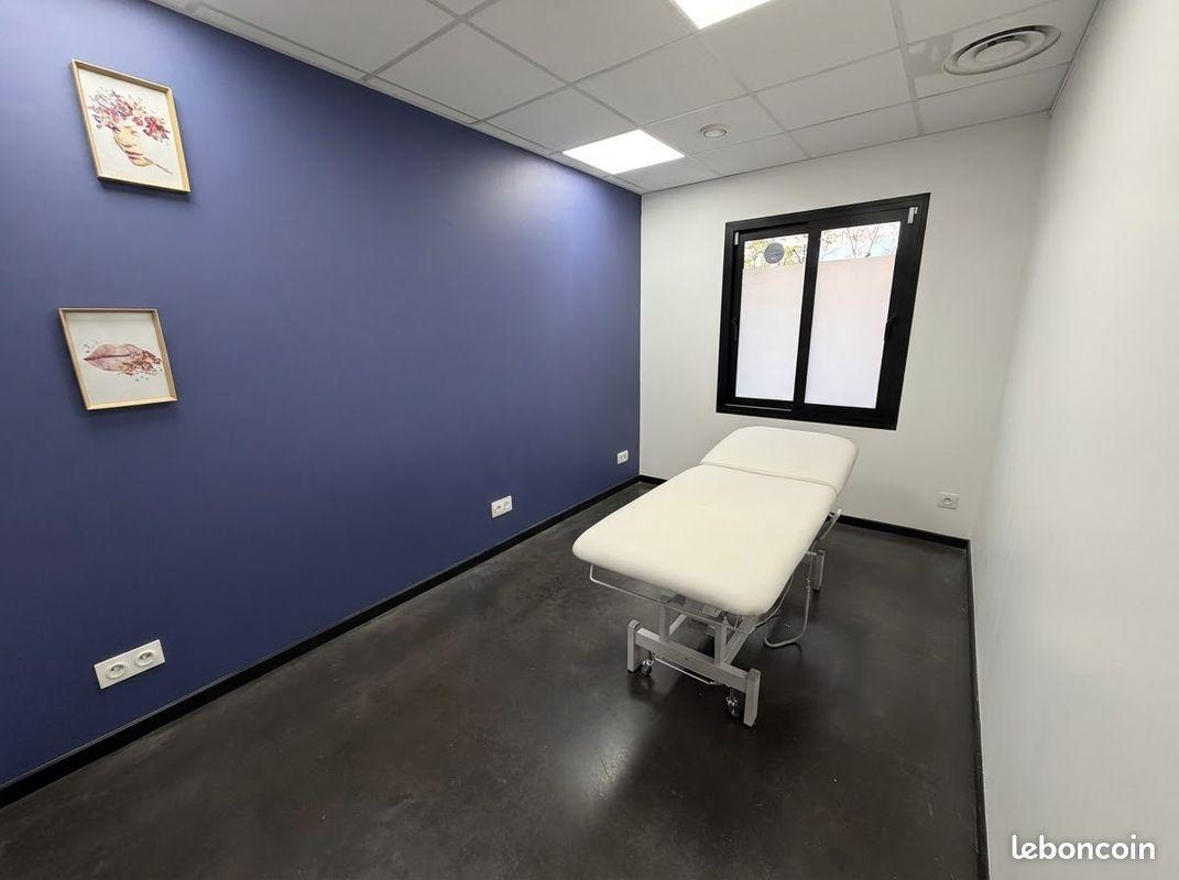 Cabinet médical 16 m² – centre de médecine esthétique Yvrac — photo 1