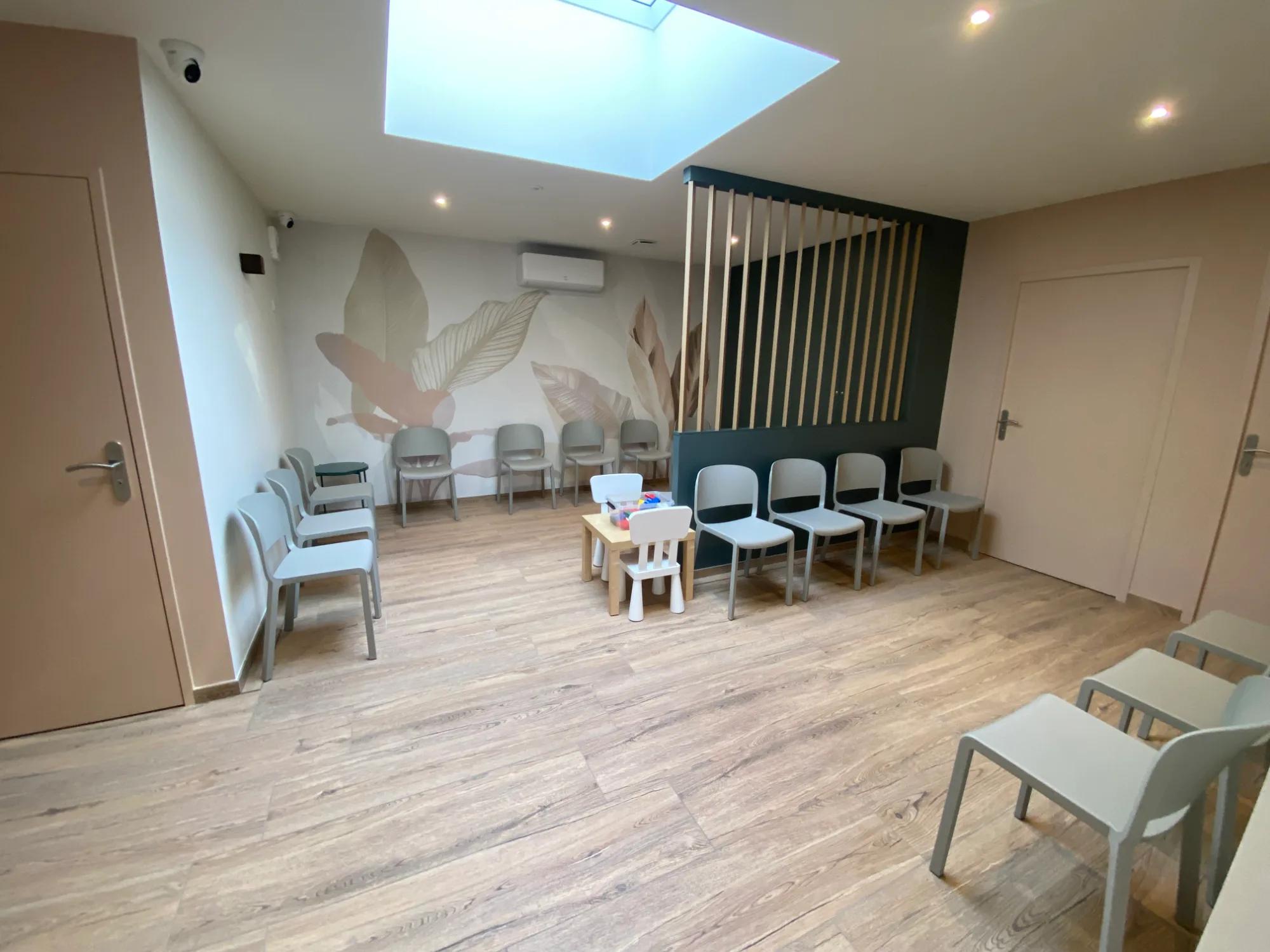 Local à louer dans maison médicale neuve PMR à Pérenchies 59840