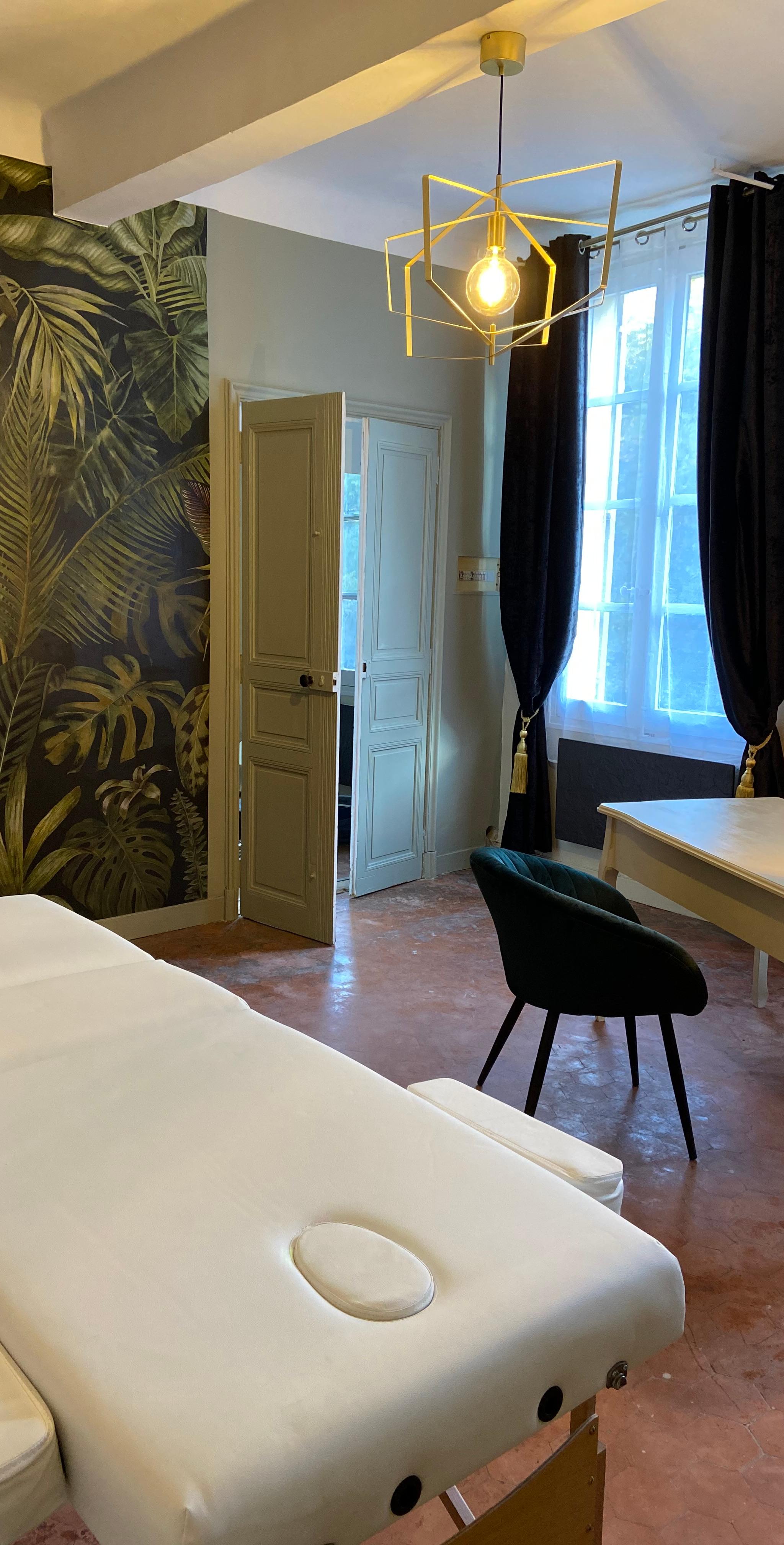 Cabinet partager calme en plein cœur d’Aix-en-Provence — photo 4