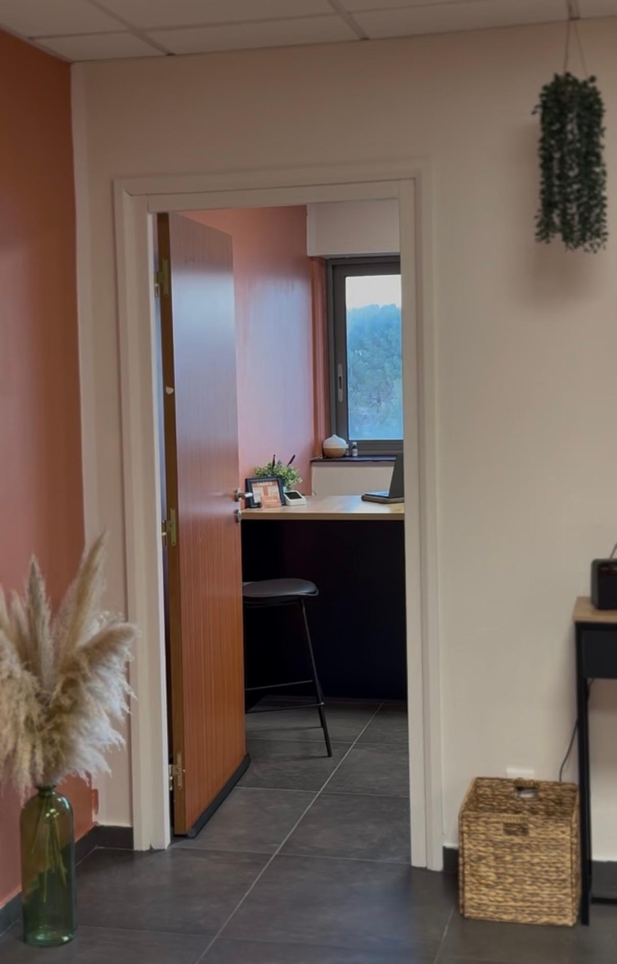 Cabinet chaleureux à partager - Fréjus — photo 4