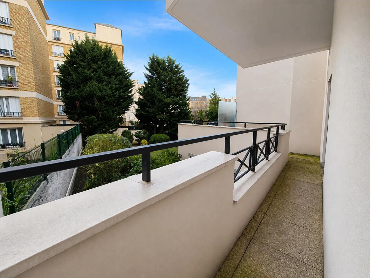 VENTE CABINET MÉDICAL  -  ISSY LES MOULINEAUX — photo 1