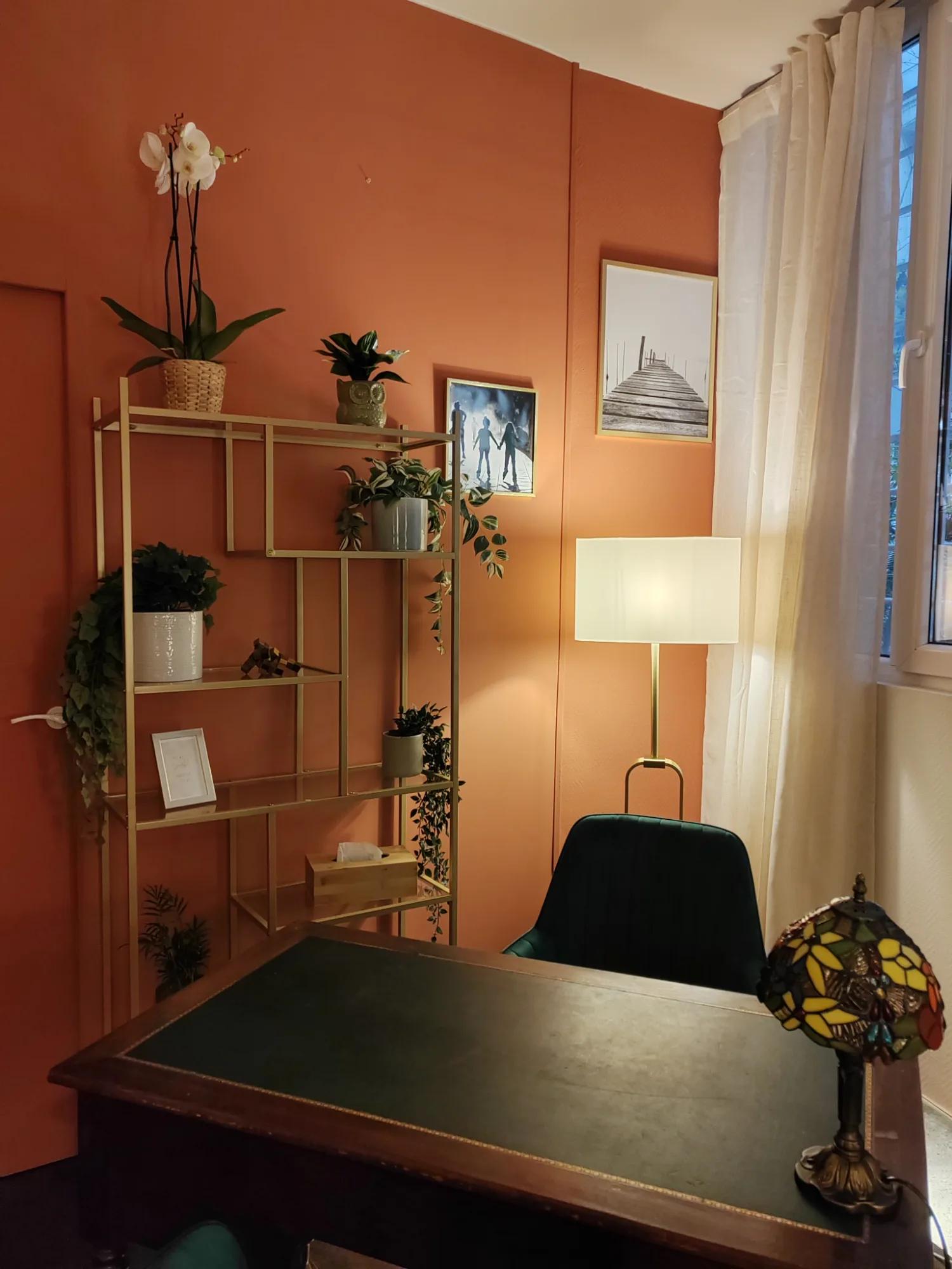 Grand cabinet de 17 m² – Paris 10ᵉ, République / Gare de l’Est — photo 3