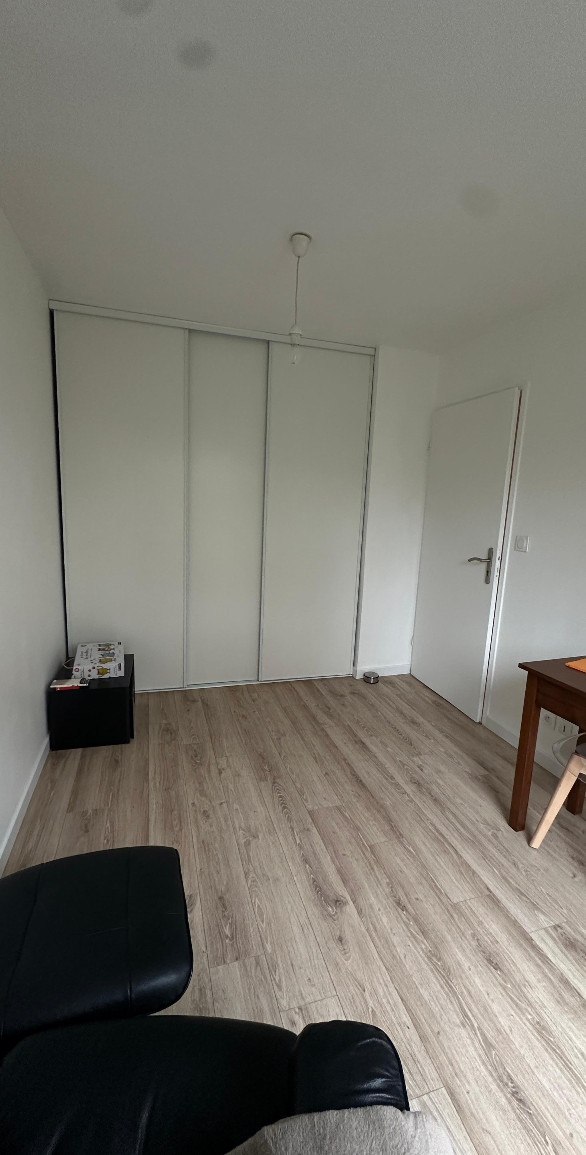 Espace mi-temps à partager à Chelles — photo 1