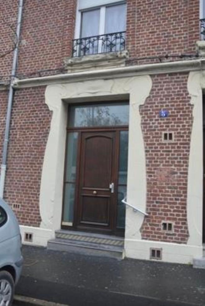 Cabinet médical/paramédical de 100 m² à Cambrai, centre-ville — photo 1