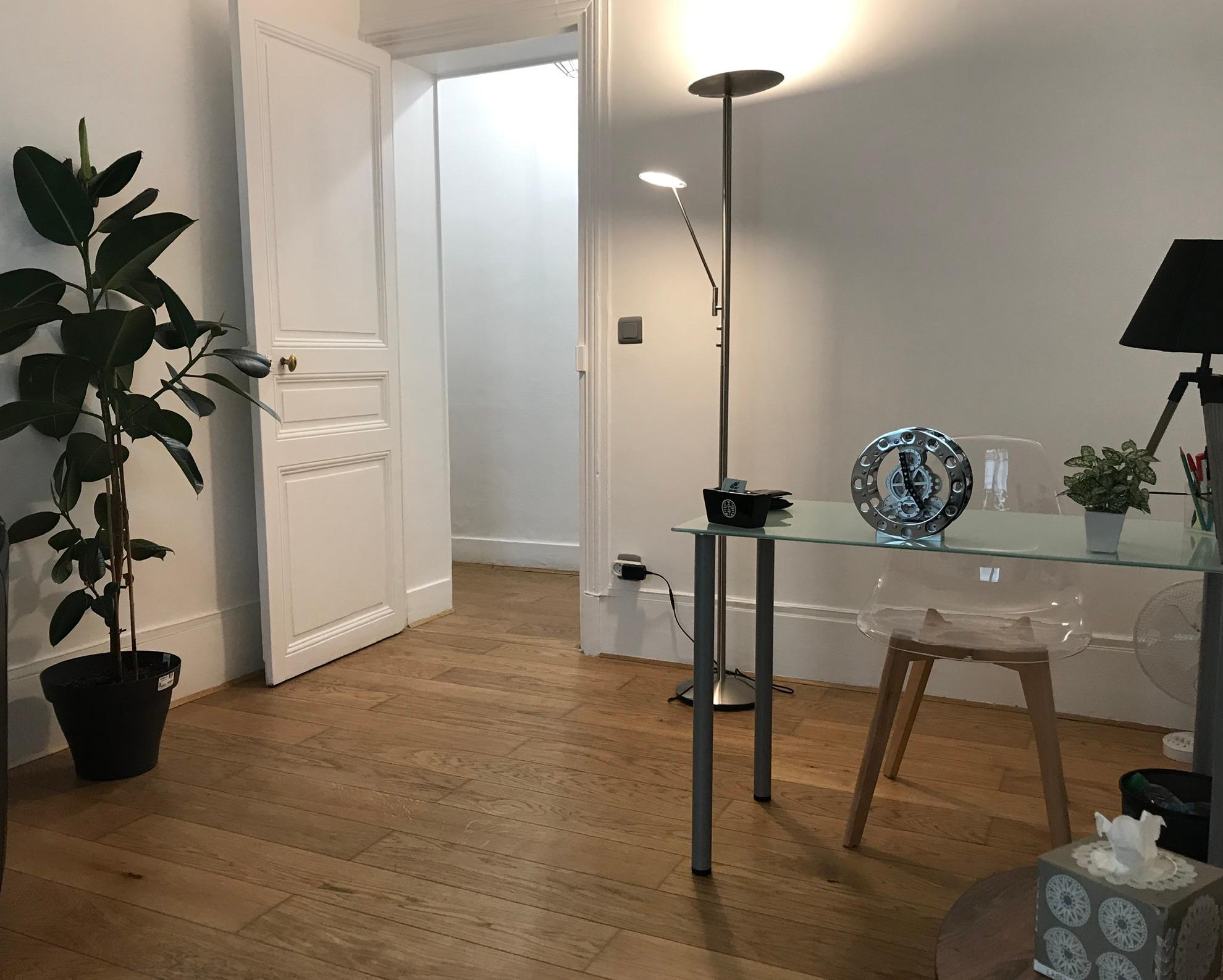 Bureau une journée par semaine à Paris 15e