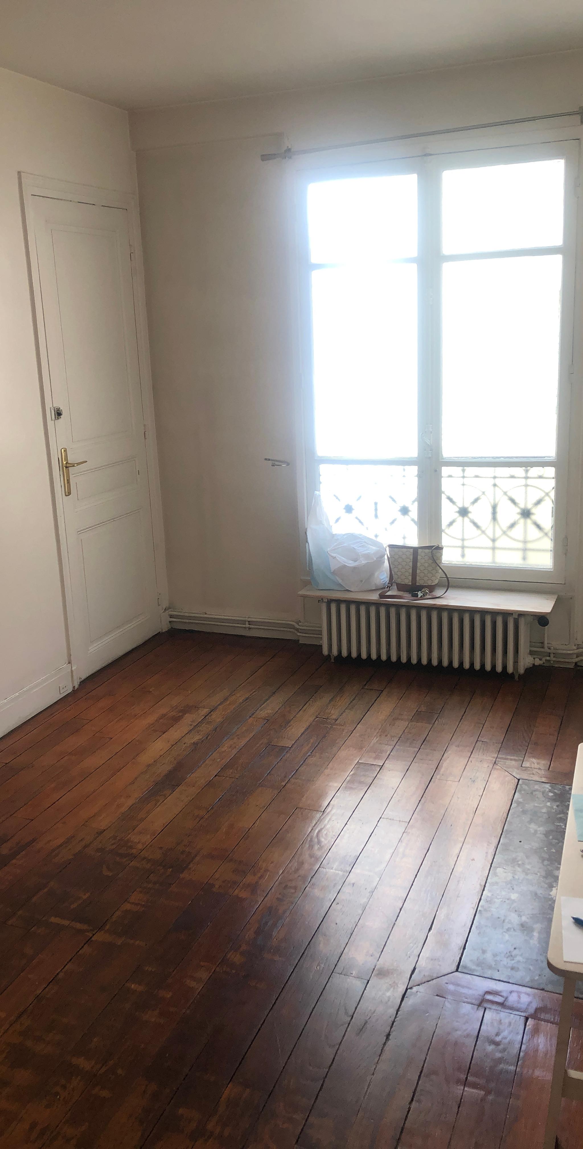Pièce de 16 m² en cabinet médical et paramédical, Paris 19e — photo 1