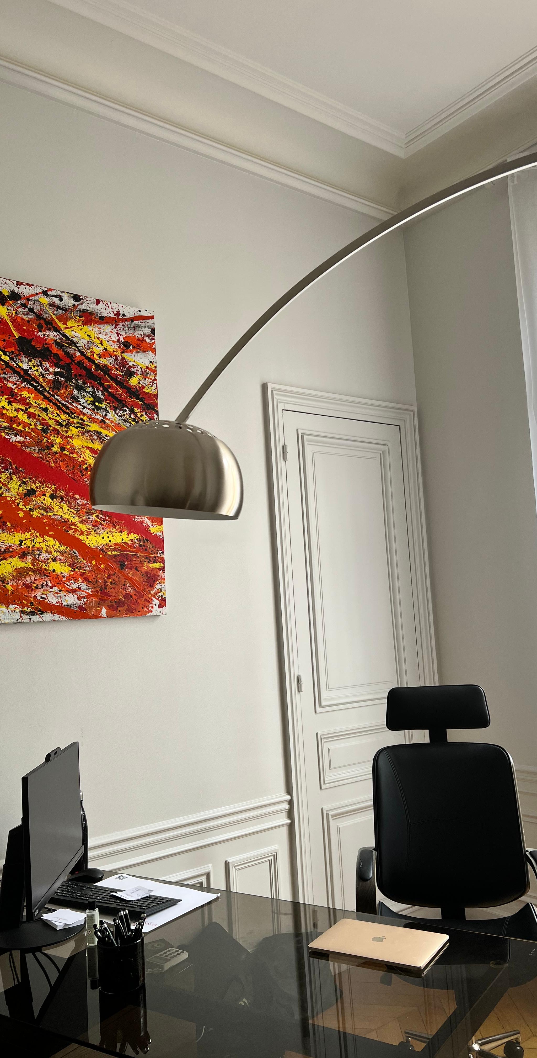 Bureau professionnel à Levallois-Perret — photo 1