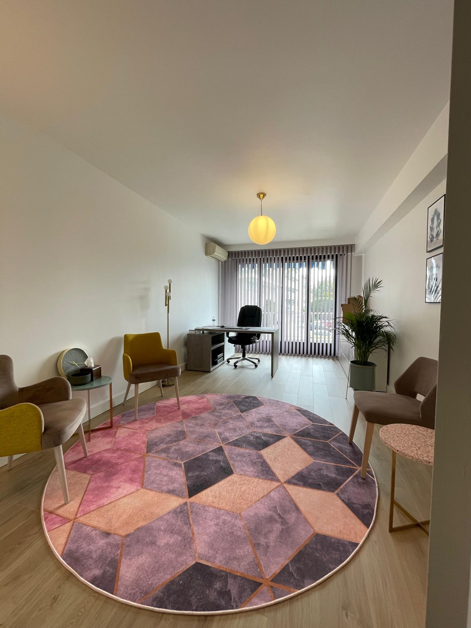 Bureau de 23 m² près de la plage, Cagnes-sur-Mer — photo 1