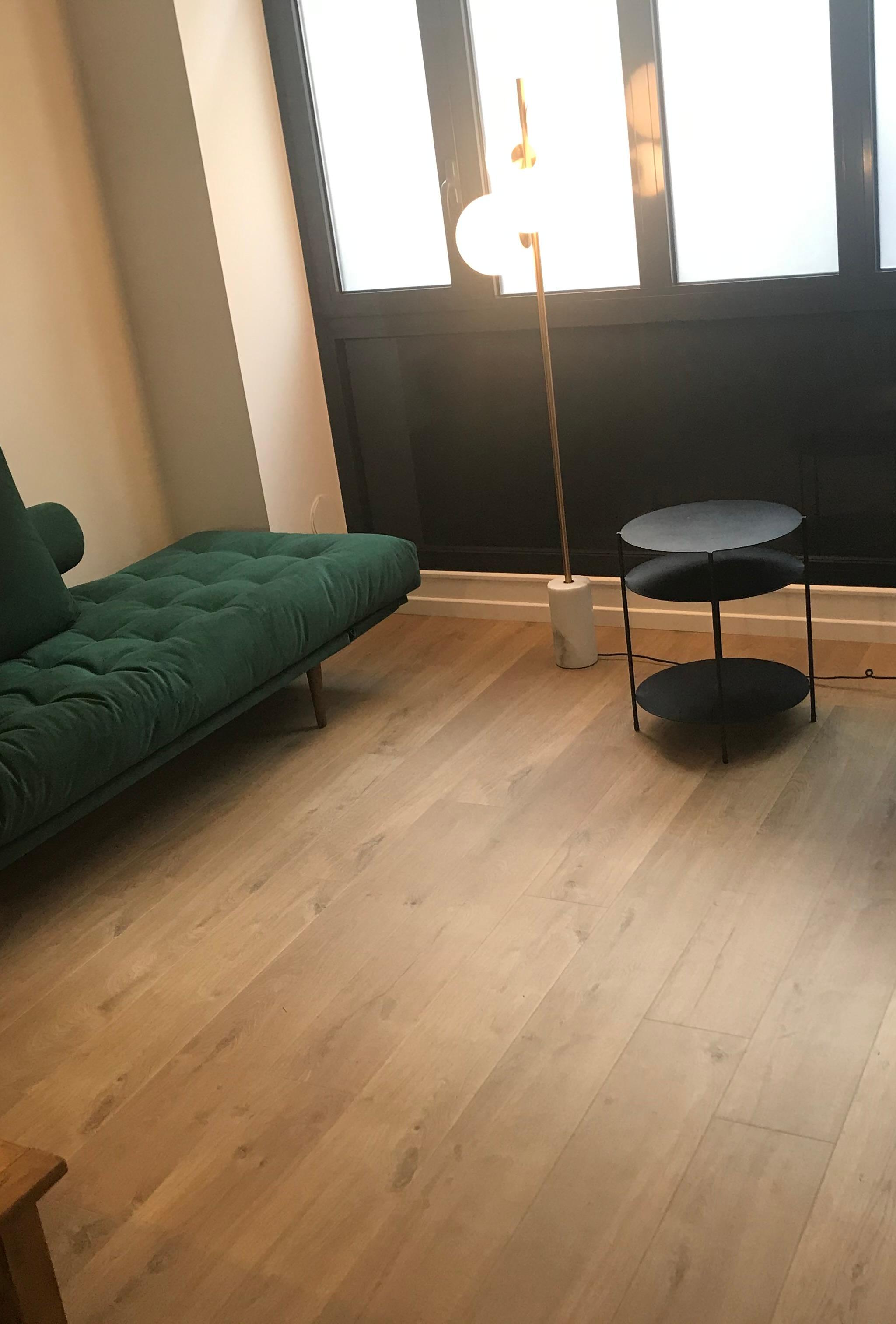 Pièces en demi-journée dans un cabinet de 32 m², Paris 12e — photo 1
