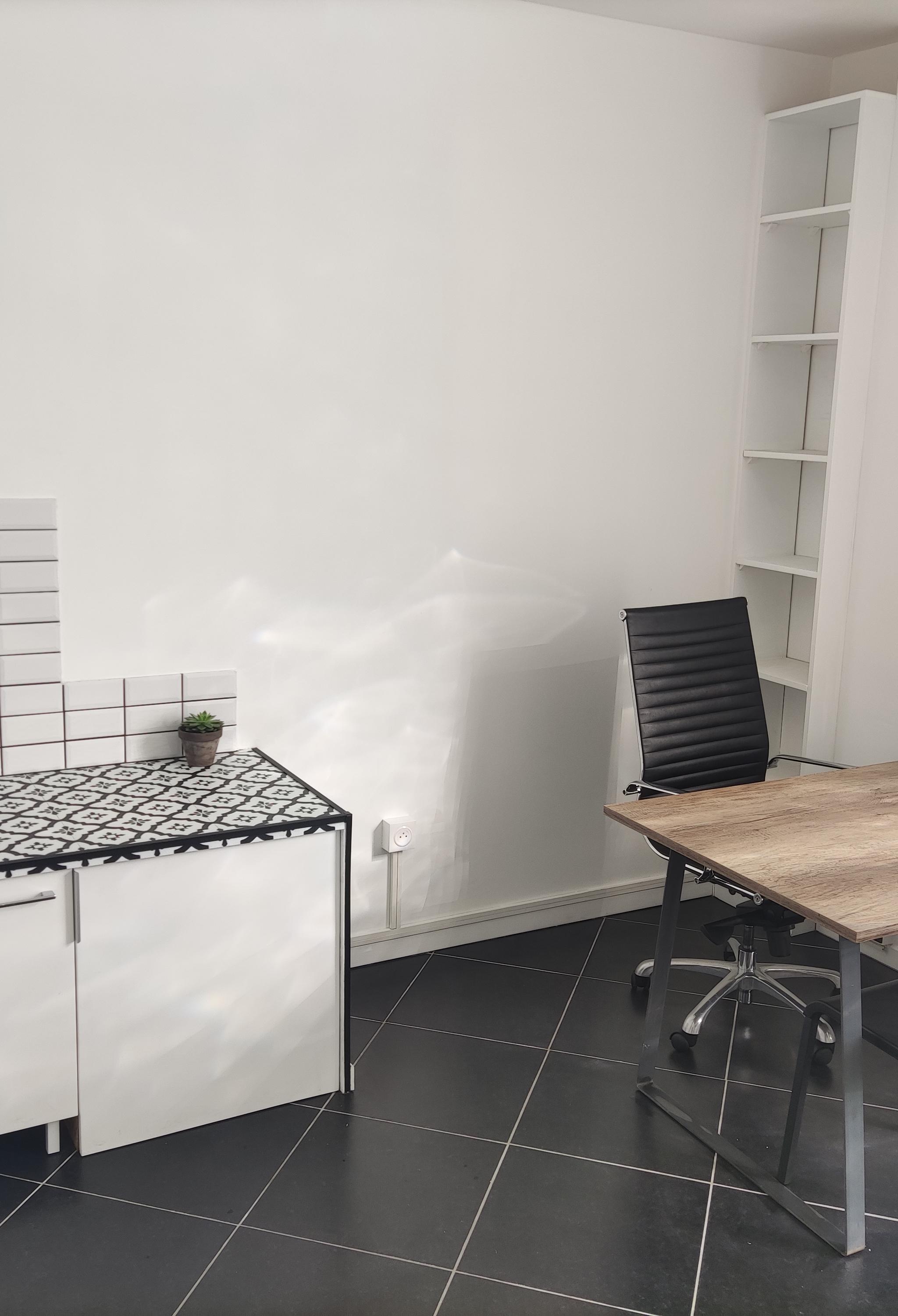 Locaux insonorisés aux normes ERP, Bezons — photo 1