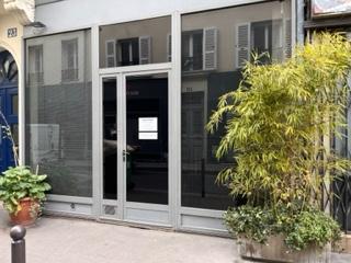 Bureau avec cour privée et cabanon, Paris 17e — photo 1