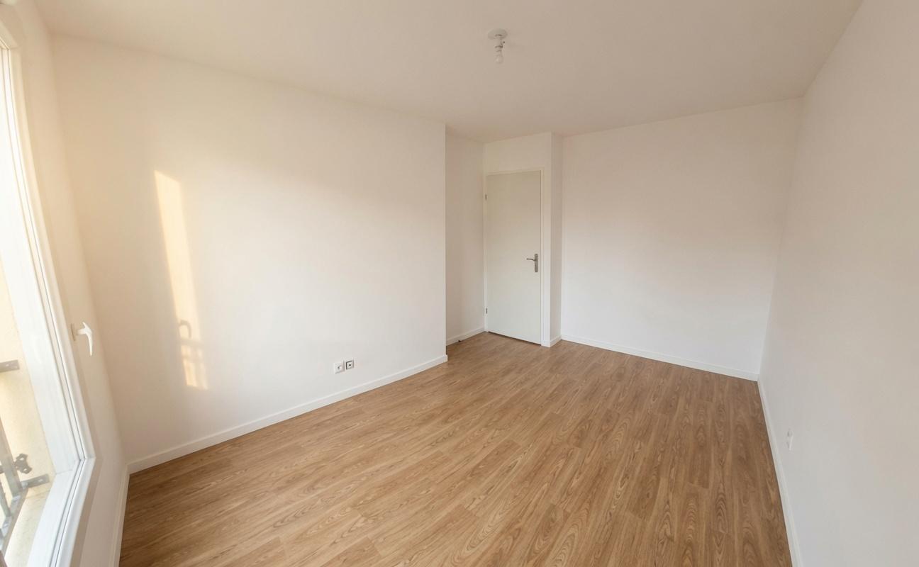 Cabinet de 60 m² à Montigny-lès-Cormeilles — photo 1